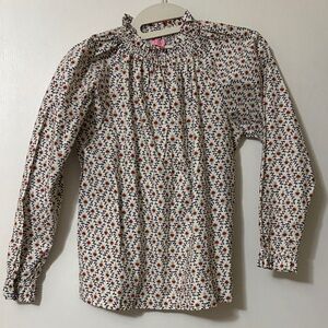 Little English Floral Patterned Garment